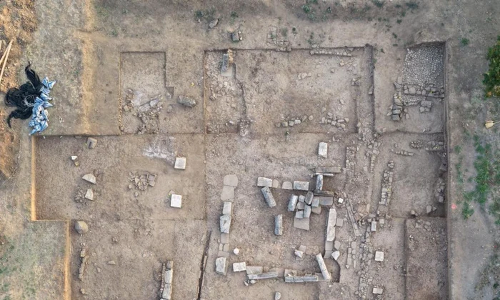 Vedere aeriană a săpăturilor arheologice de la Arsinoe