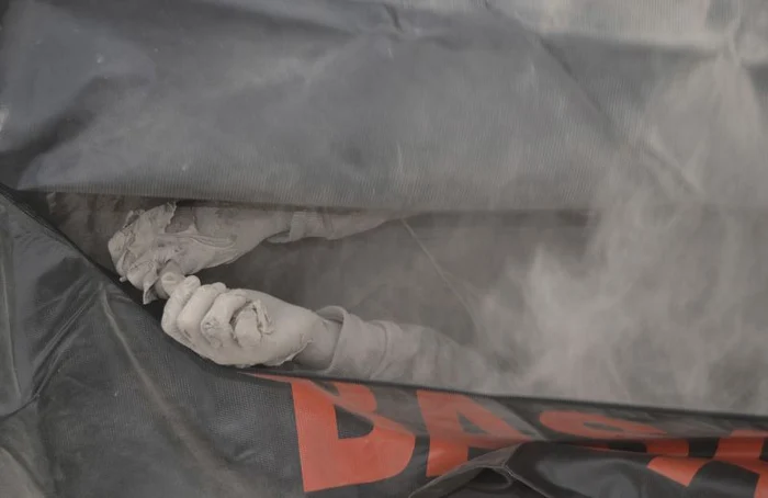 Oamenii au fugit unde au văzut cu ochii când a erupt vulcanul (Foto: Reuters)