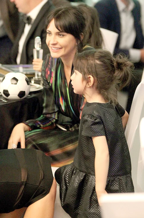 Adelina i-a explicat Anastasiei ce se întâmpla pe scenă