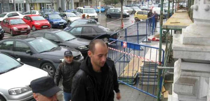 Agresorul a fost arestat şi este acuzat de lovituri cauzatoare de moarte