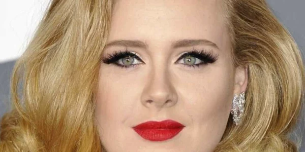 Adele, la gala Premiilor Grammy