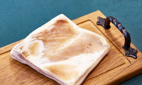 slanina istock jpg