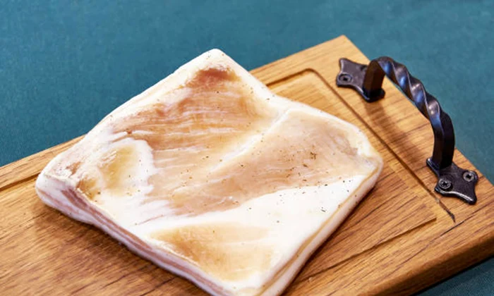 slanina istock jpg