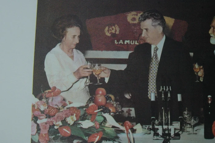 Elena şi Nicolae Ceauşescu FOTO Adevarul