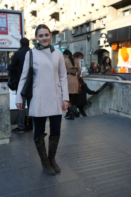 ADVIMA20111209_0507
