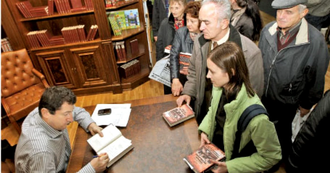 Grigore Cartianu a făcut, lunile acestea, un maraton de autografe