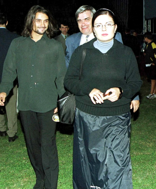 
    2000- Catinca şi Bebe pe vremea  când formau un cuplu (FOTO: Mediafax)  