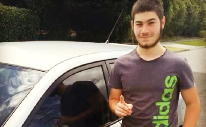 
    Teroristul amator  şi-a transformat  animalul  de companie  într-un mesager  al terorii  