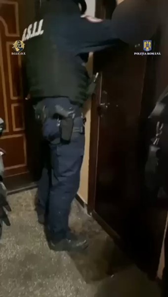 Minore cercetate pentru trafic de droguri. Au intrat peste alți traficanți de droguri și i-au tâlhărit VIDEO