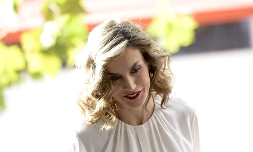 La reine Letizia d'Espagne participe à la journée de la Croix rouge à Madrid jpeg