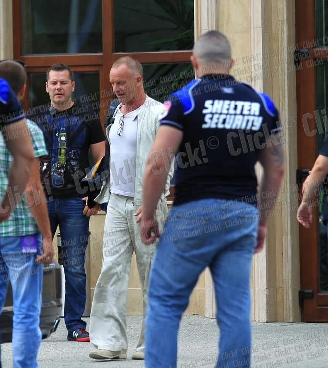 Sting a ajuns in Romania
