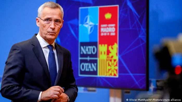 Secretarul general al NATO, Jens Stoltenberg: Flancul estic este o prioritate