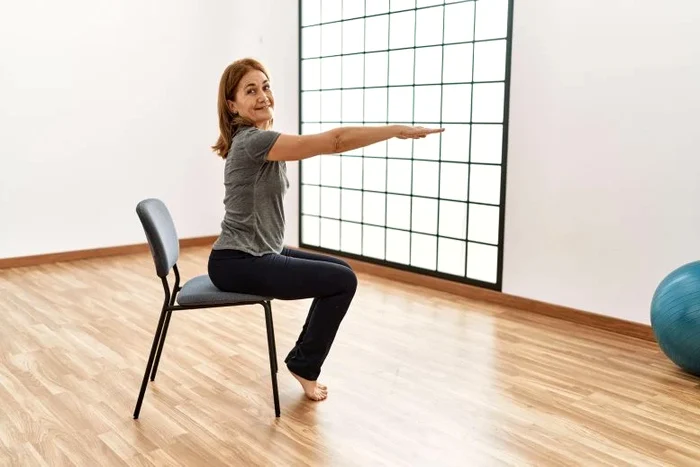 Testul simplu de forță care poate prezice cât vei trăi după 60 de ani.