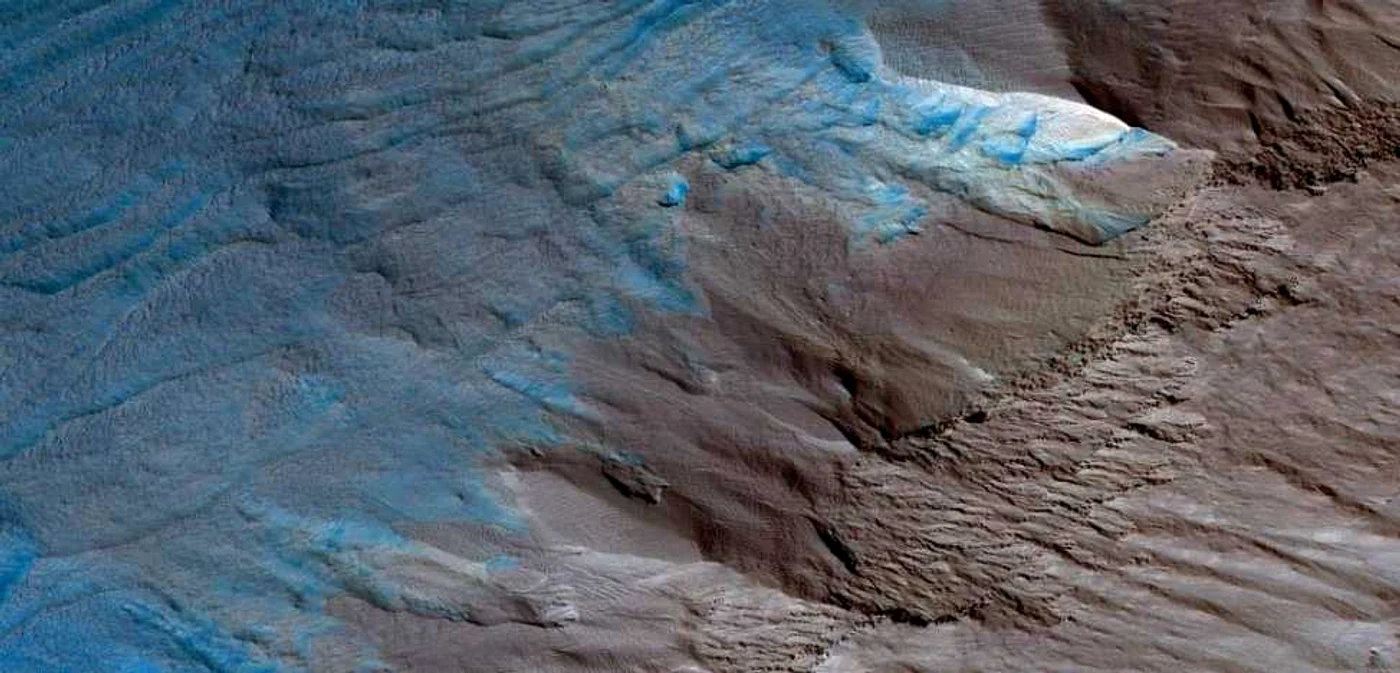 Strat de gheaţă la polul sud al planetei Marte FOTO NASA