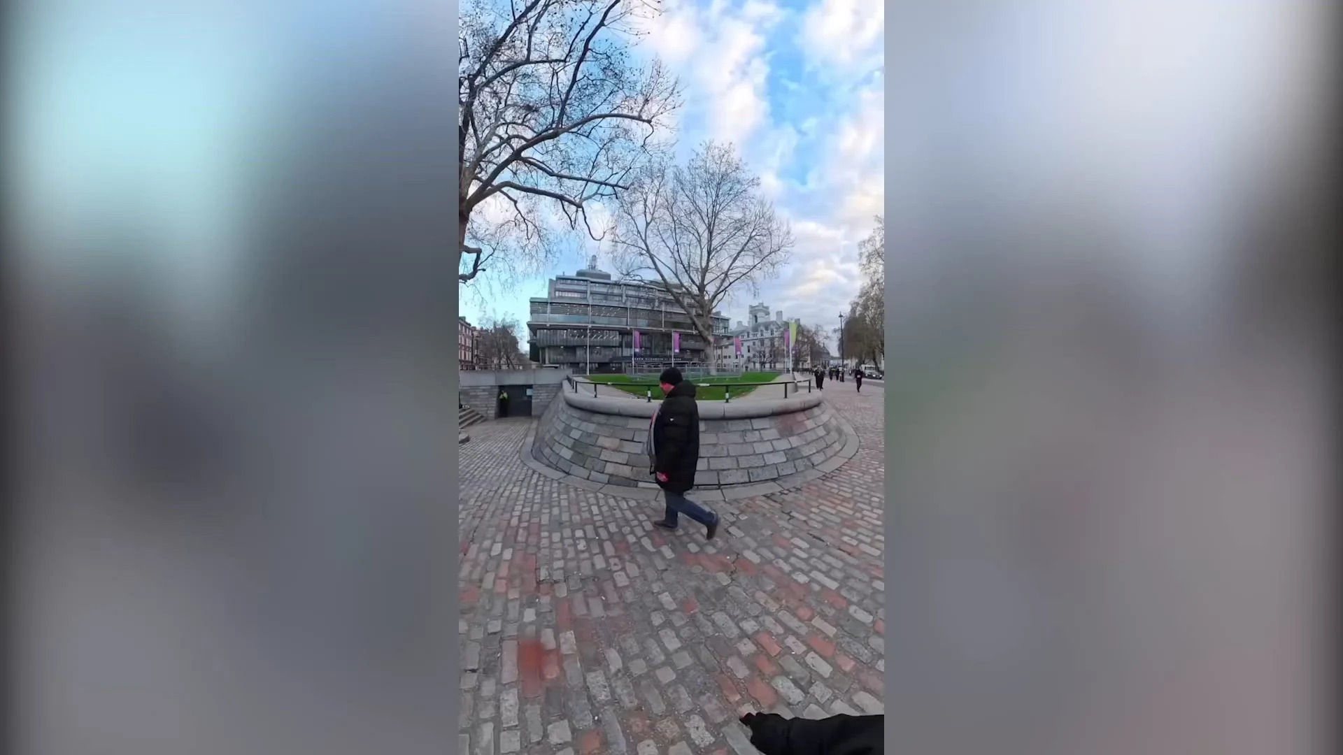 Momentul în care un hoț român a fost demascat de un influencer: „A furat în Irlanda, dar lucrurile nu păreau să meargă bine acolo, așa că s-a întors în Londra”