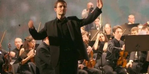 Dirijorul violonist Tiberiu Oprea este şi vedetă de cinema
