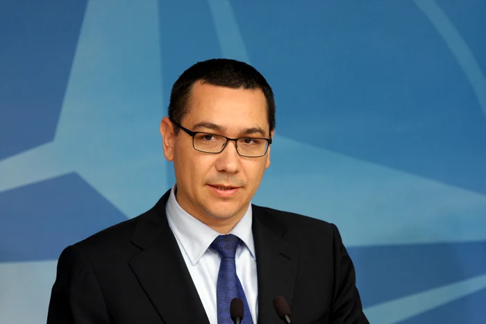 
    Victor Ponta, despre „războiul” dintre Firea și Dragnea Foto: Arhivă Click   