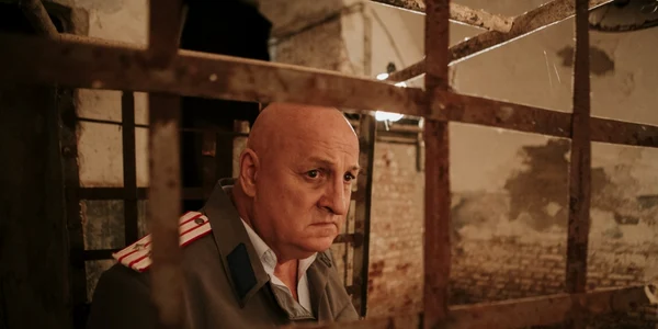 Între Chin şi Amin - filmul lui Toma Enache în care joacă Kira Hagi Sursa TE