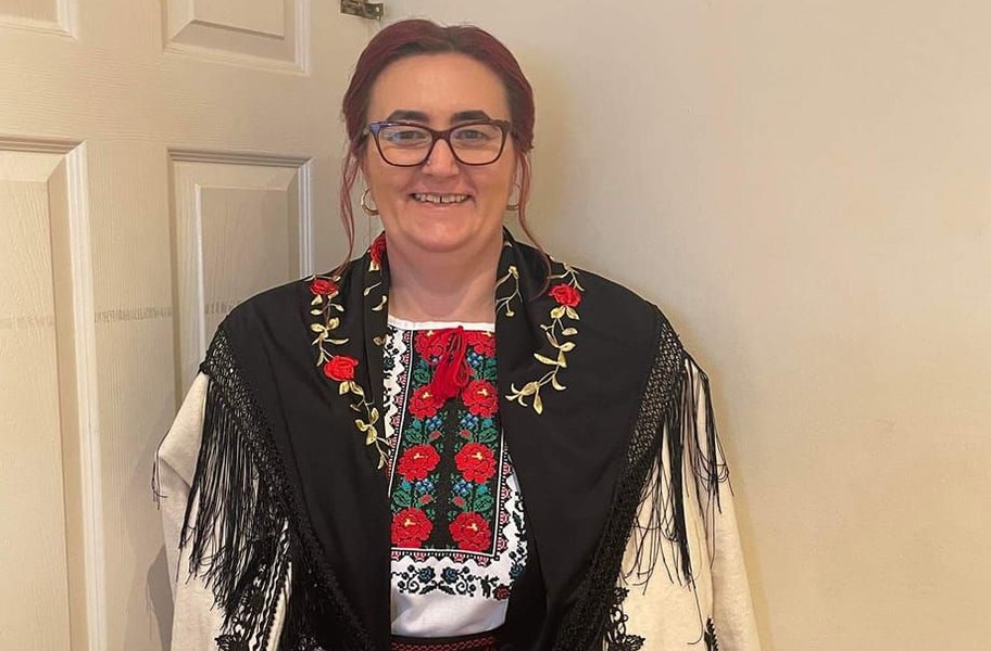 Cum a reușit o româncă din Botoșani să dezvolte o afacere de succes în Londra: „Am plecat de acasă doar cu o mașină de cusut” 