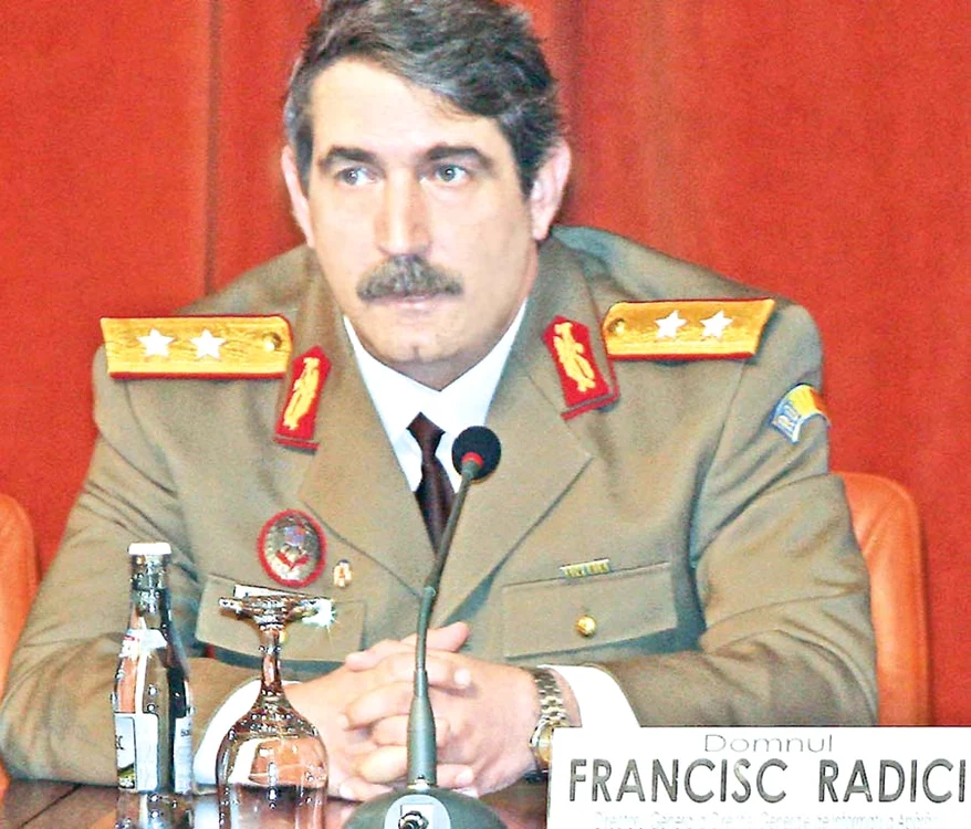 
    Generalul  Francisc Radici  