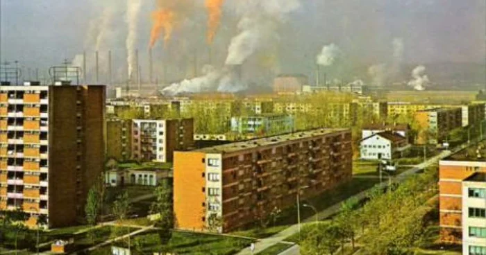 Flăcările "iadului" pe chipul Hunedoarei siderurgice a anilor '80
