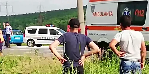 Bărbatul aflat la volanul maşinii a decedat