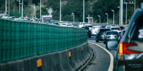 nu ti irosi timpul pretios in traficul bara la bara cauta solutii jpg