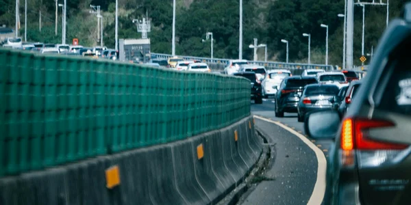 nu ti irosi timpul pretios in traficul bara la bara cauta solutii jpg