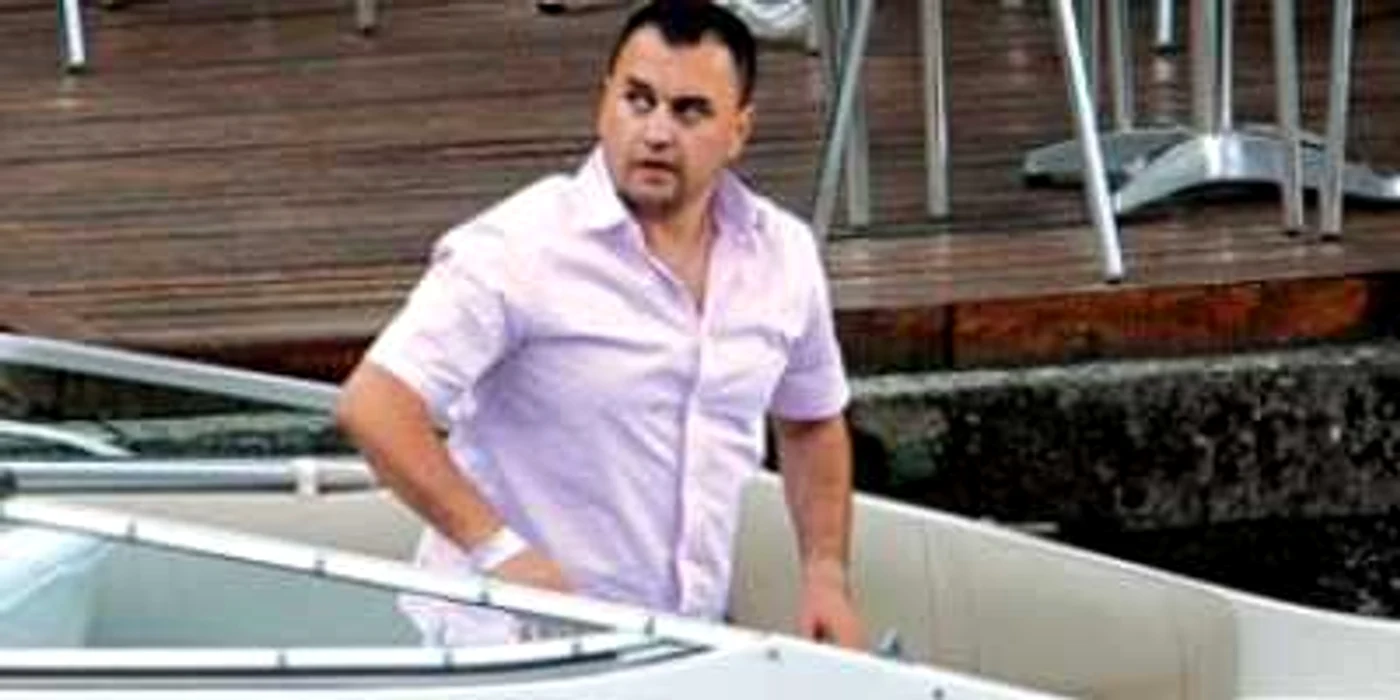 Magistraţii care judecă dosarul Ferrari, “hărţuiţi” de avocaţii lui Cocoană