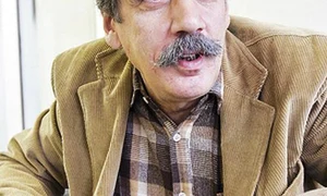 Cînd e cutremur, nu vă sunaţi părinţii! jpeg