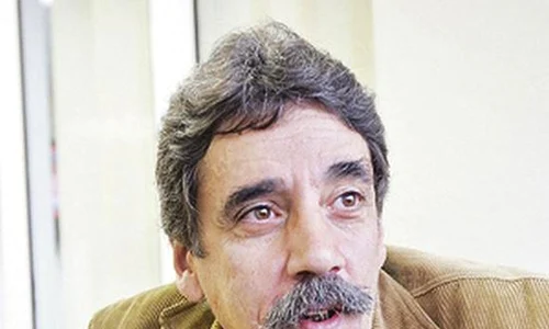 Cînd e cutremur, nu vă sunaţi părinţii! jpeg