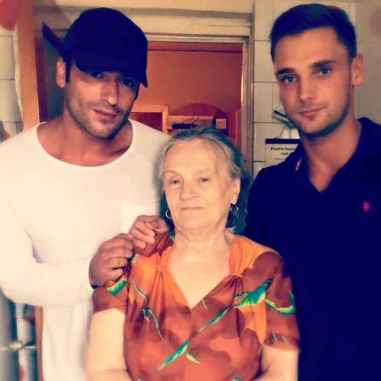 Radu, fratele lui Cristian şi bunica lor