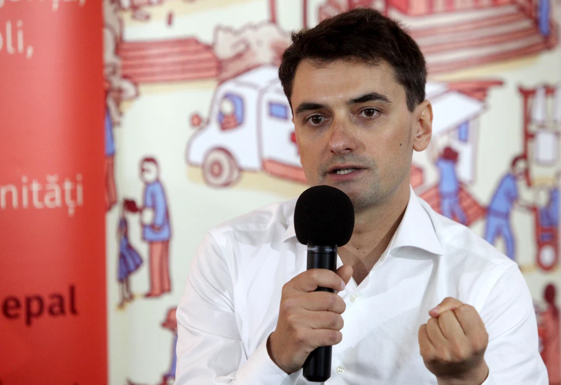 
    Alex Găvan a lansat marți campania umanitară „Bucurie pentru Nepal” (foto: Sever Gheorghe)  