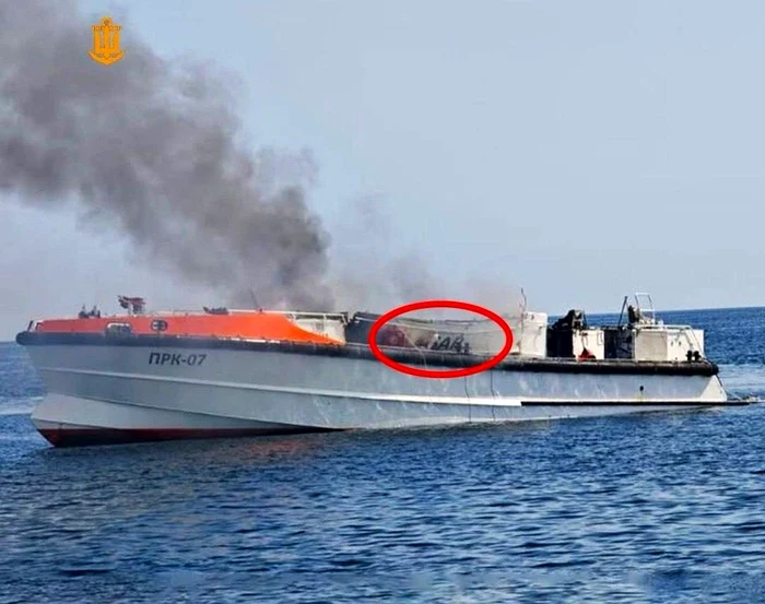 AMbarcațiune de salvare, lovită de rusi/FOTO:X