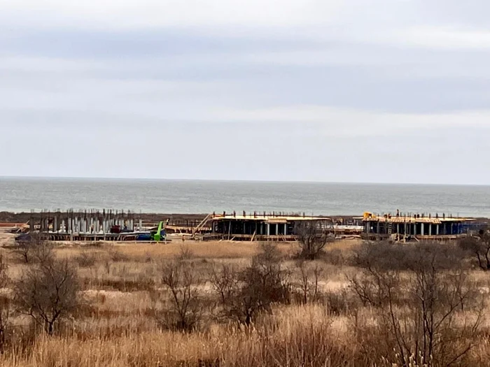 Construcţii plaja Corbu
