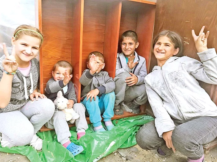 Cazul celor 5 copii rămaşi fără casă a fost prezentat la “Starea Naţiei” (Prima TV)