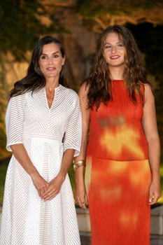 Prințesa Leonor și Regina Letizia