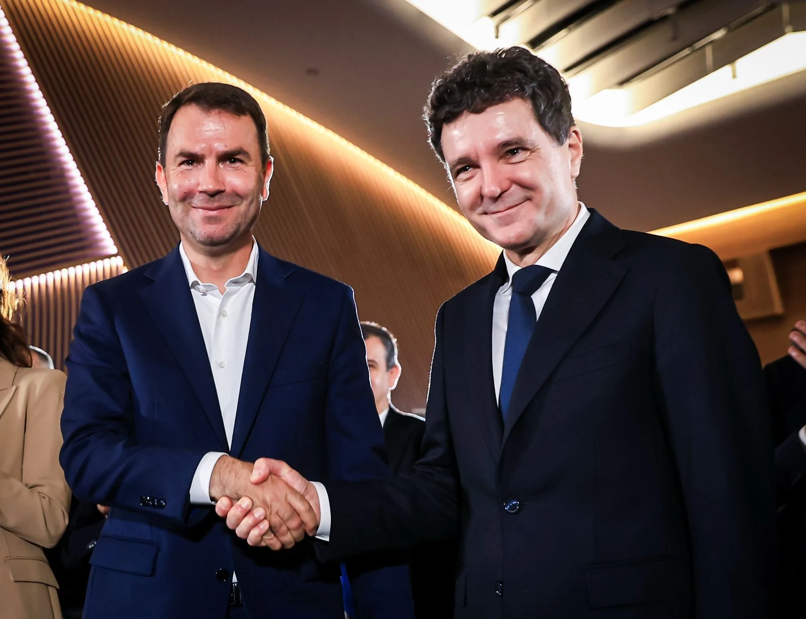 Scandalul clipului în care Nicușor Dan apare alături de Cătălin Drulă discutând despre București: „La sectoare nenorocirile au continuat”