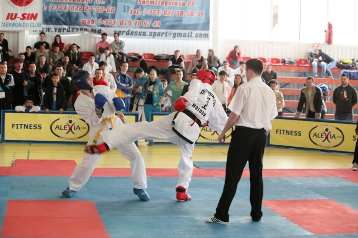 Peste 300 de sportivi participă la Campionatul European pentru tineret. FOTO Dumitru Goncear