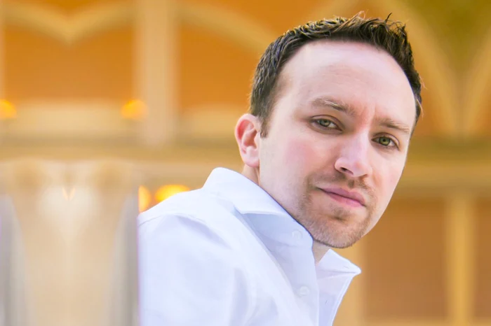 Povestea tânărului fără adăpost care conduce un business de milioane FOTO: Linkedin