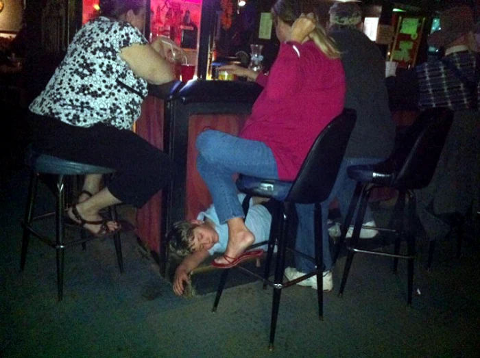 Cea mai degenerată mamă?