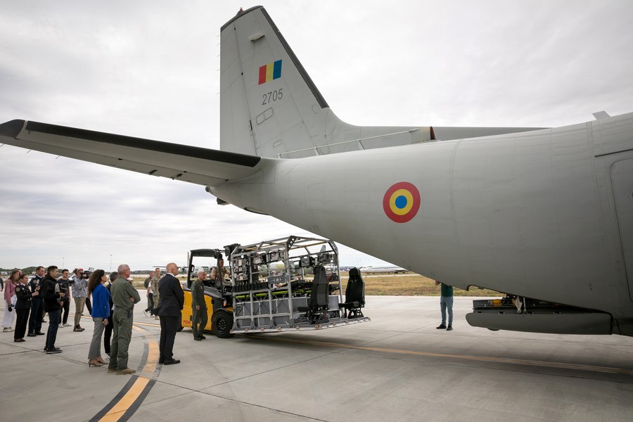 Aeronavele MAPN, dotate de DSU cu module medicale speciale pentru transportul critic al pacienților
