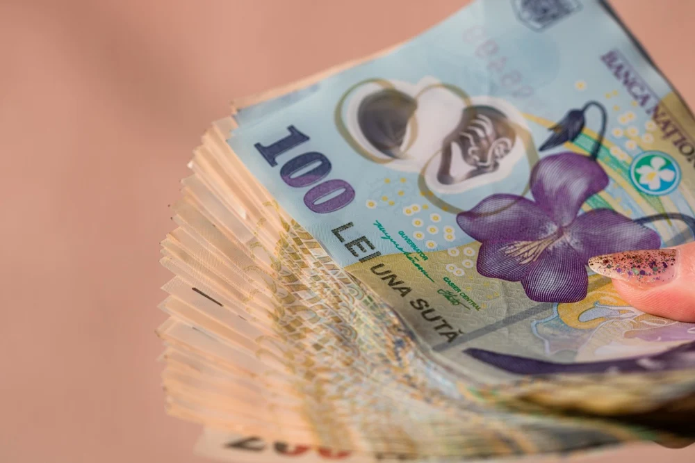 Datoria publică a României a depășit borna de 60% din PIB. Un nou record istoric de 1.121 miliarde de lei