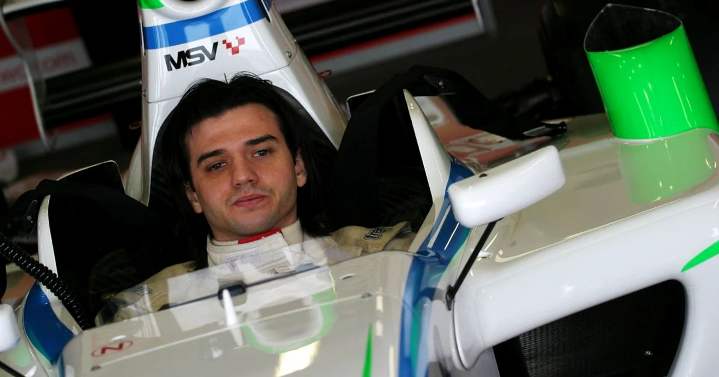 Mihai Marinescu este singurul pilot din România care participă la cursele de Formula 2. Foto: Arhivă personală