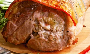 pulpa de porc in crusta de sorici jpeg