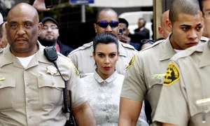 Kanye West a întărit securitatea lui Kim Kardashian jpeg