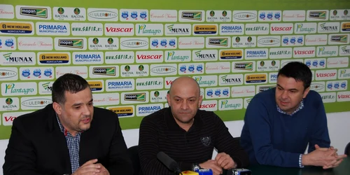 Gabi Balint a fost prezentat în cadrul unei conferinţe de presă FOTO