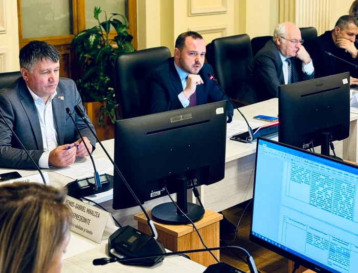 Legea a trecut de Camera Deputaților FOTO: Facebook/Alexandru Rogobete