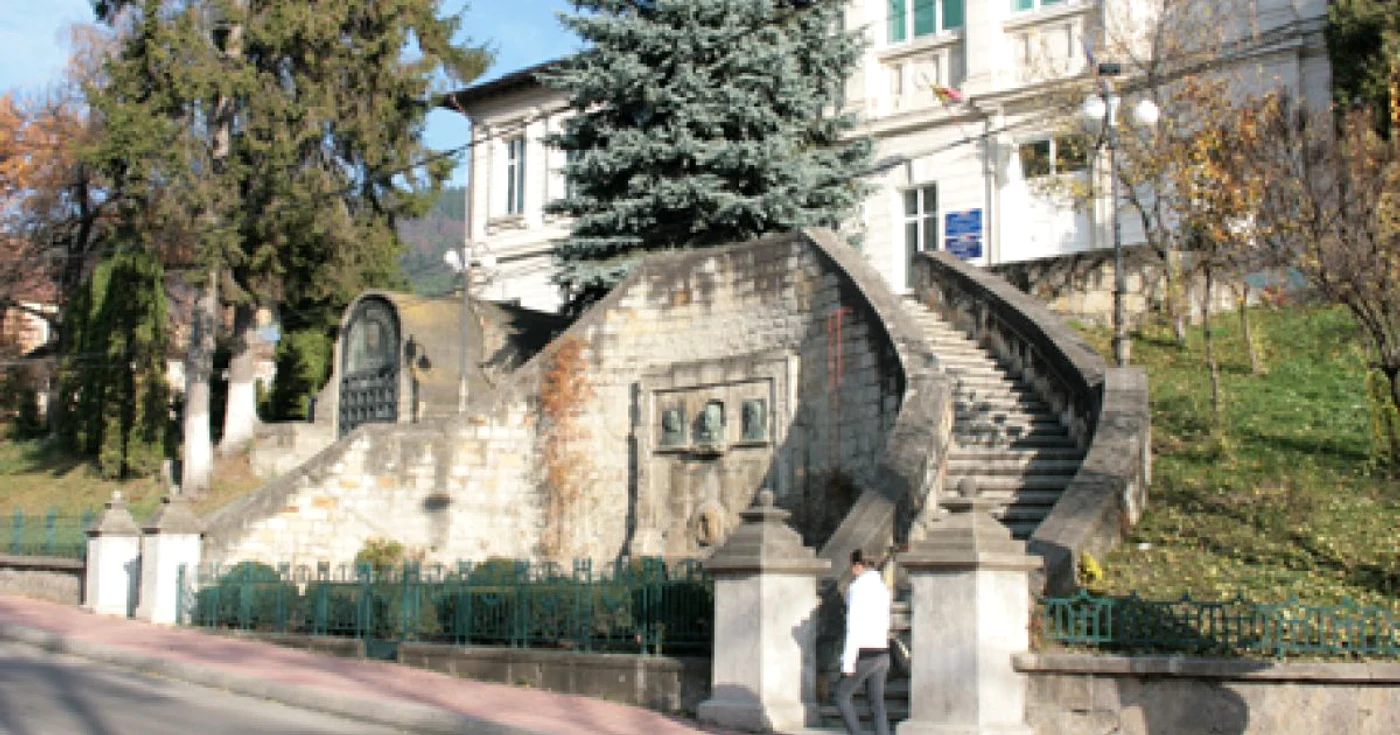 Colegiul „Rareş“ a primit 100.000 de lei