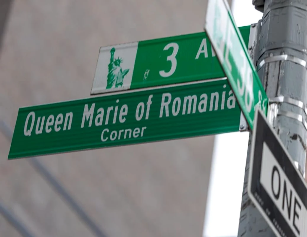 Intersecția Regina Maria la New York 